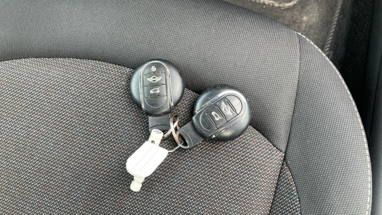 MINI Hatchback 1.5 Cooper D 3dr Diesel Hatchback